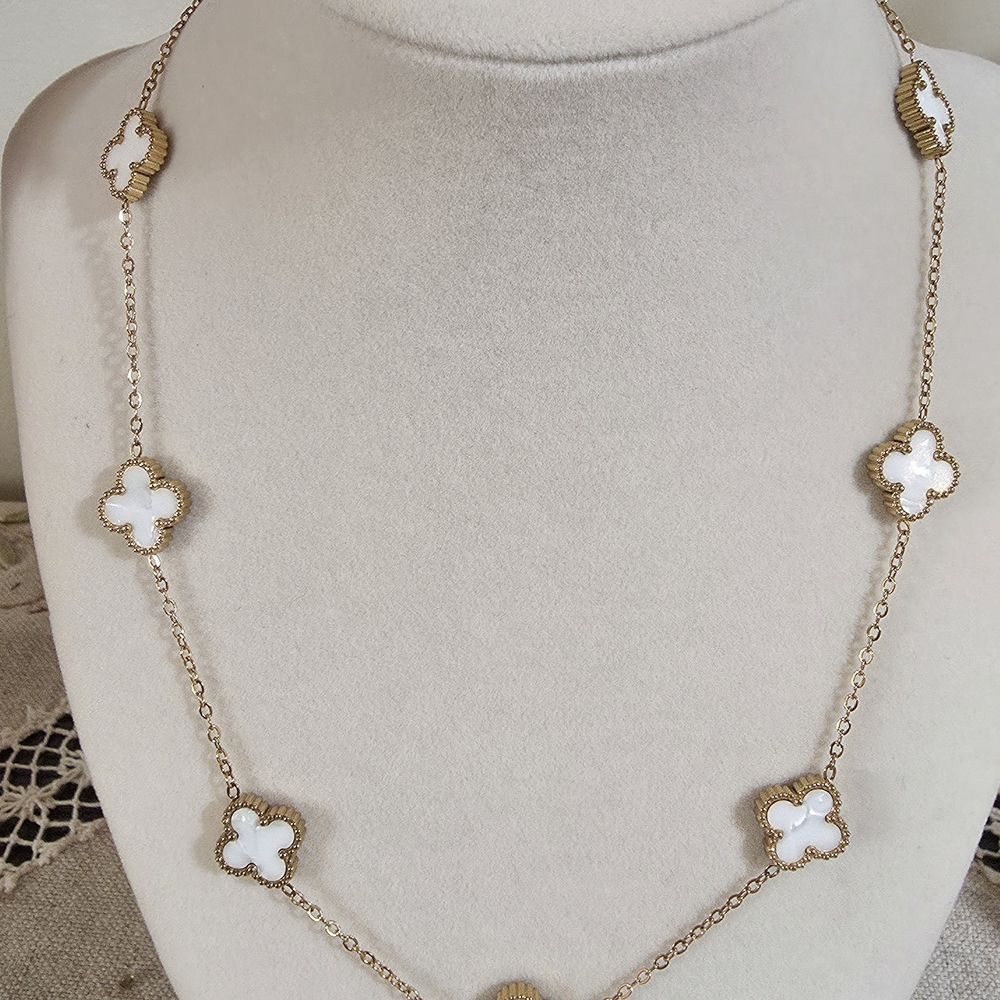 Elegant Gold and White Clover Necklace